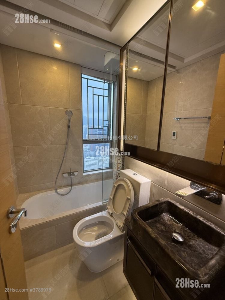 奥城西岸 租盘 3 房 , 2 浴室 609 平方尺