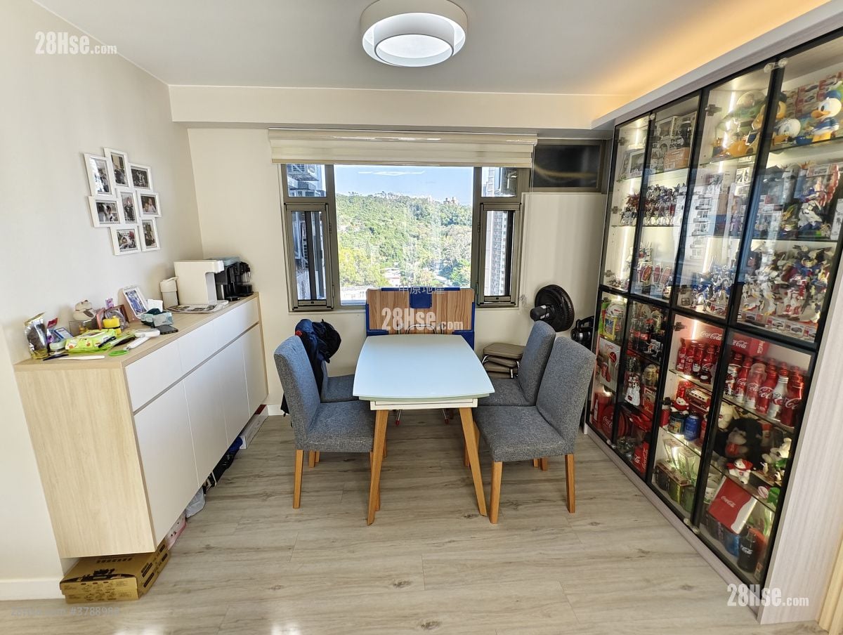 Hong Kong Garden Sell 3 Bedrooms , 1 Bathroom 828 ft²