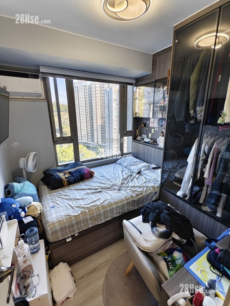 Hong Kong Garden Sell 3 Bedrooms , 1 Bathroom 828 ft²