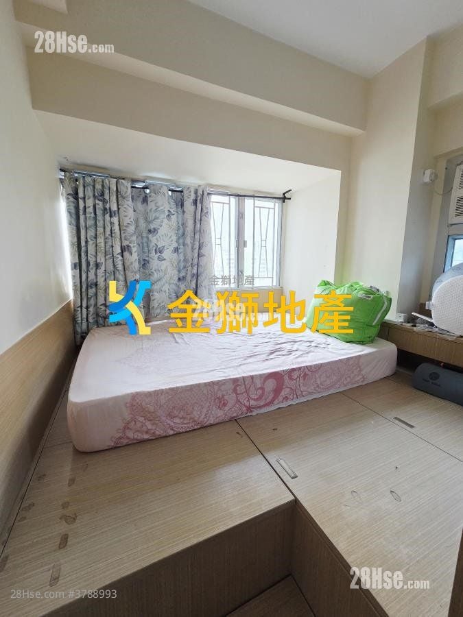 Golden Lion Garden Sell 2 Bedrooms , 1 Bathroom 306 ft²
