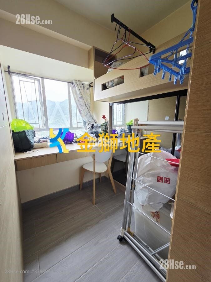 Golden Lion Garden Sell 2 Bedrooms , 1 Bathroom 306 ft²