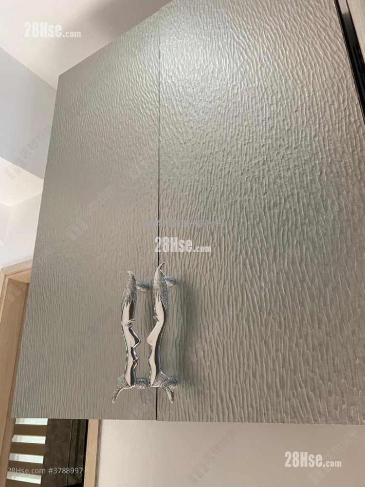 SAVANNAH 售盘 4 房 , 5+ 浴室 1,985 平方尺