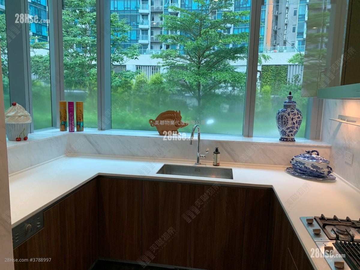 SAVANNAH 售盘 4 房 , 5+ 浴室 1,985 平方尺