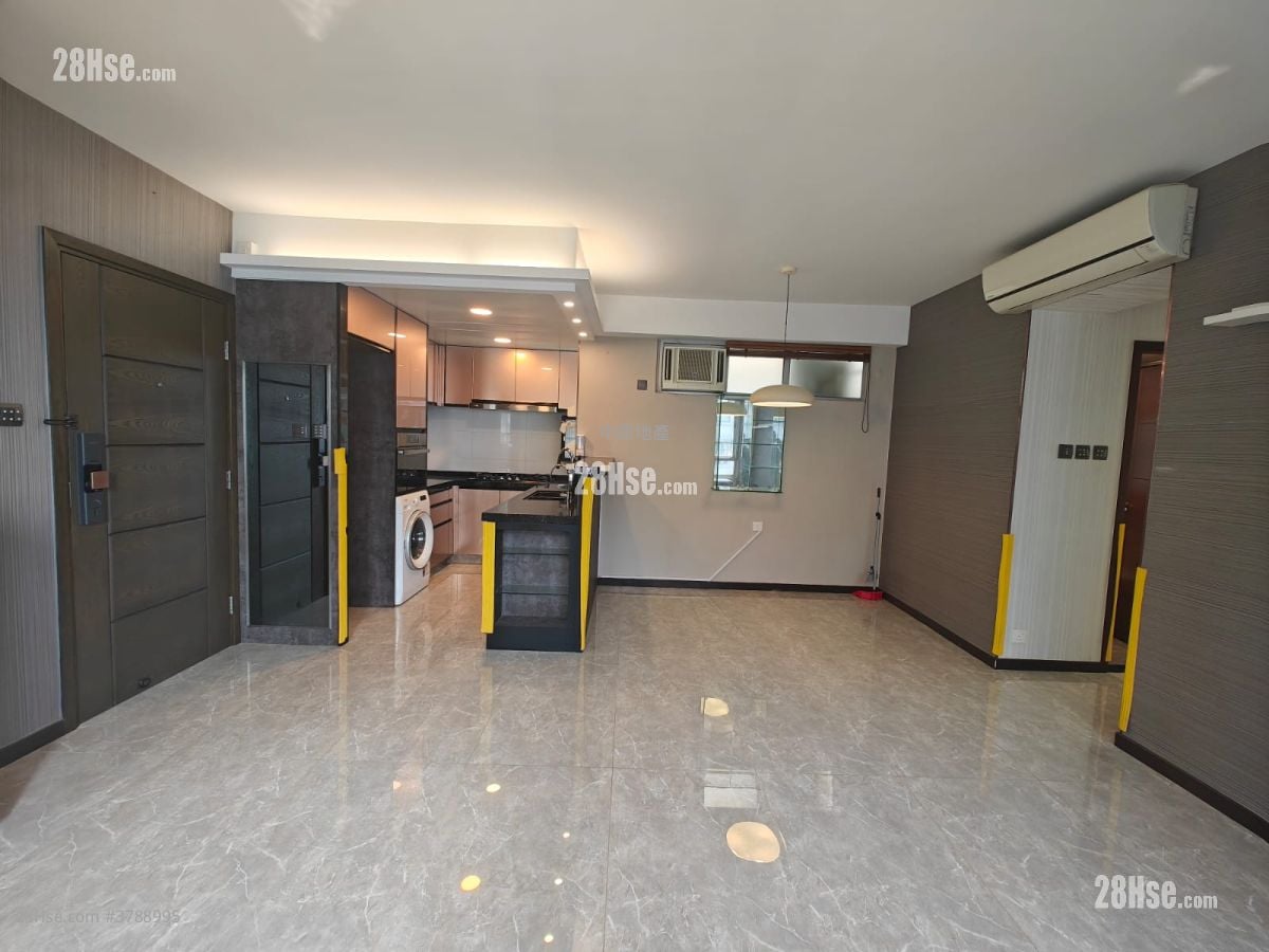 豪景花园 售盘 2 房 , 2 浴室 792 平方尺