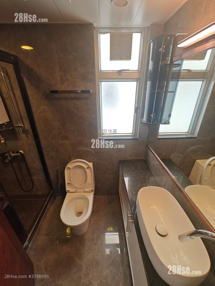 豪景花园 售盘 2 房 , 2 浴室 792 平方尺