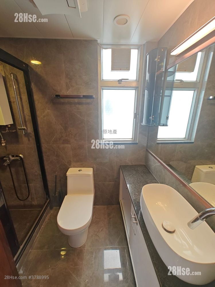 豪景花园 售盘 2 房 , 2 浴室 792 平方尺