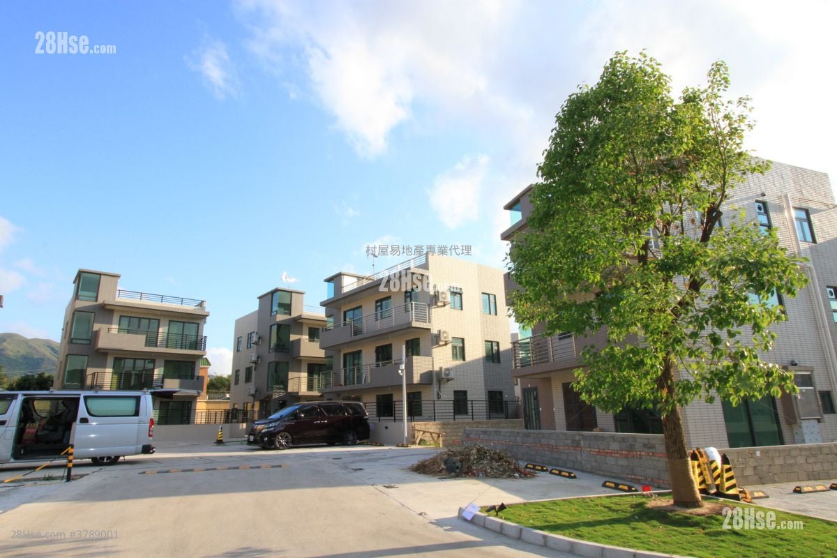 Village Rental 3 Bedrooms , 1 Bathroom 700 ft²