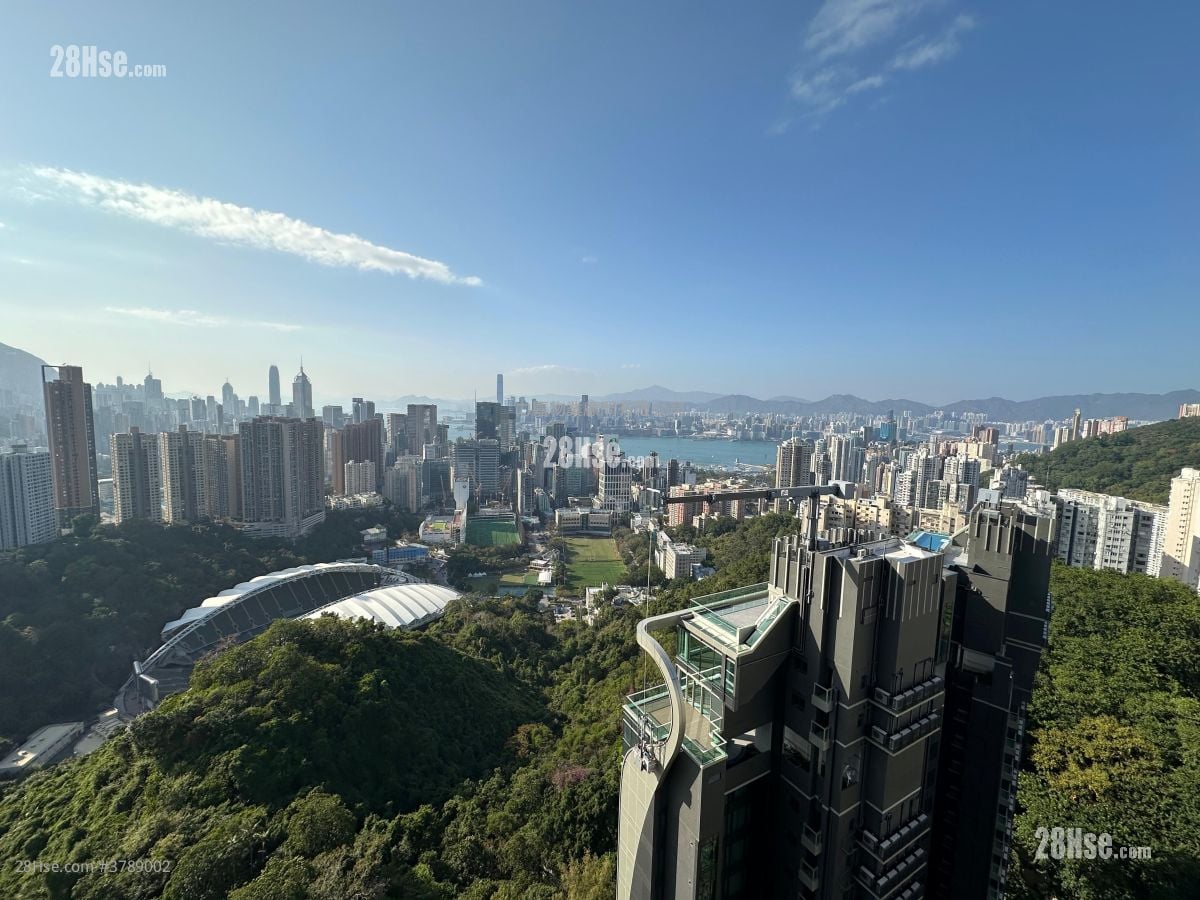 Cavendish Heights Sell 1,811 ft²