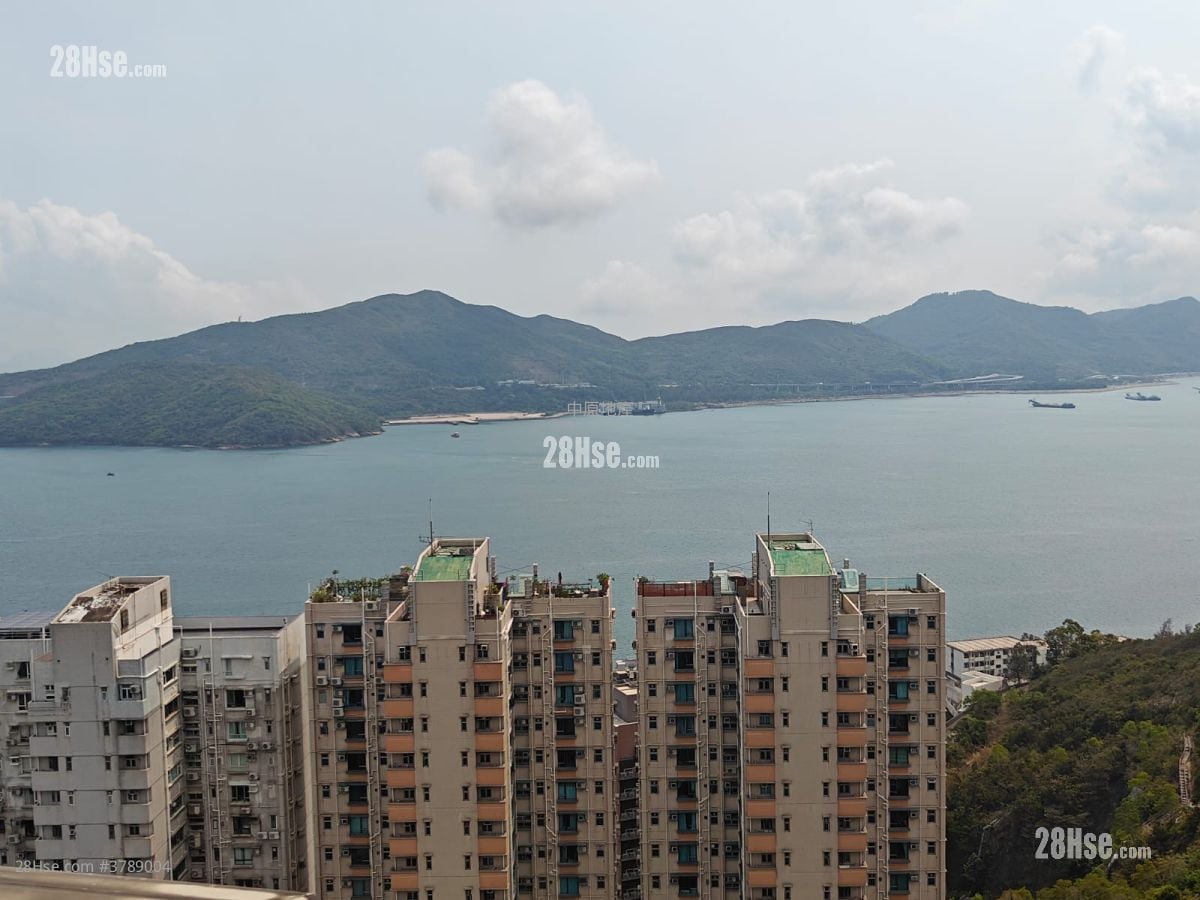 Hong Kong Garden Rental 3 Bedrooms , 2 Bathrooms 792 ft²