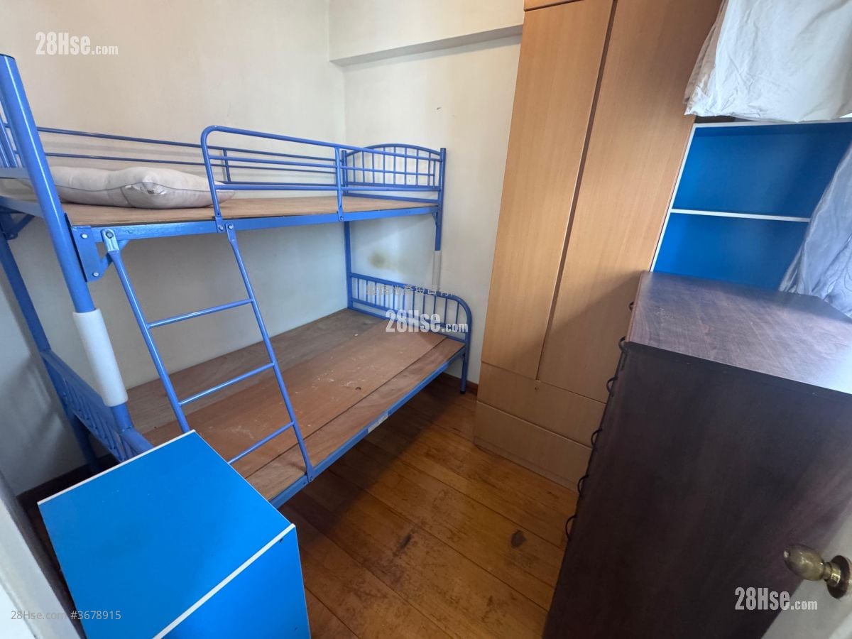 单幢楼房 租盘 2 房 , 1 浴室 377 平方尺