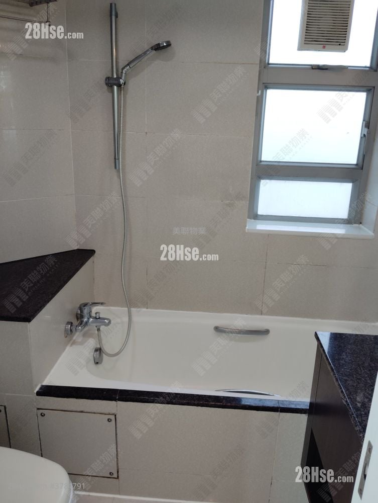 映湾园 租盘 3 房 , 2 浴室 749 平方尺