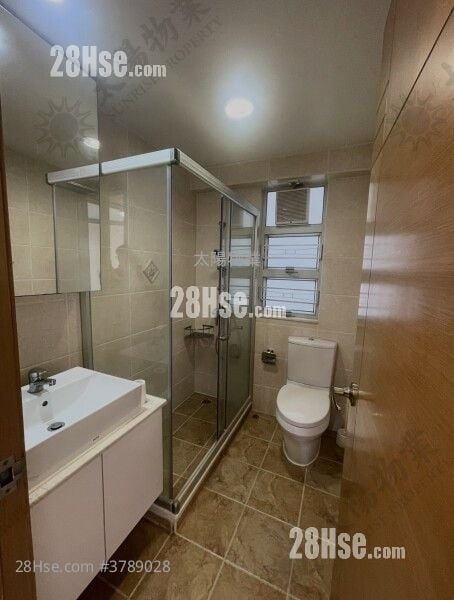 黄埔花园 租盘 3 房 714 平方尺