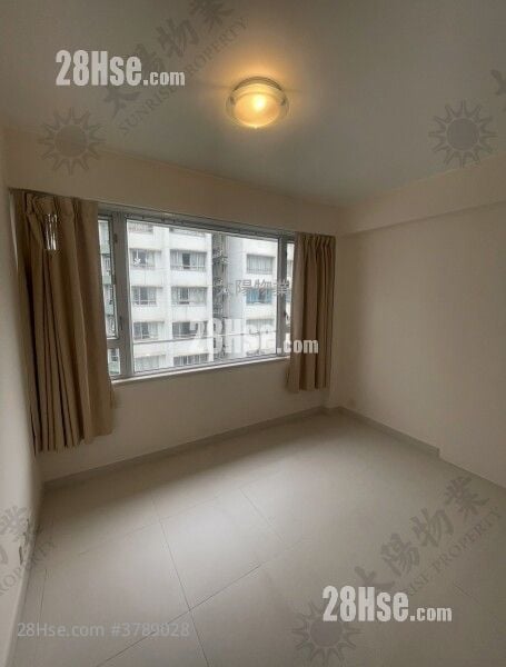 黄埔花园 租盘 3 房 714 平方尺