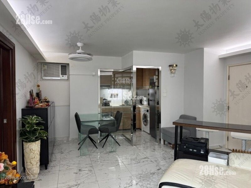 Whampoa Garden Sell 3 Bedrooms 680 ft²