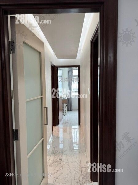 Whampoa Garden Sell 3 Bedrooms 680 ft²