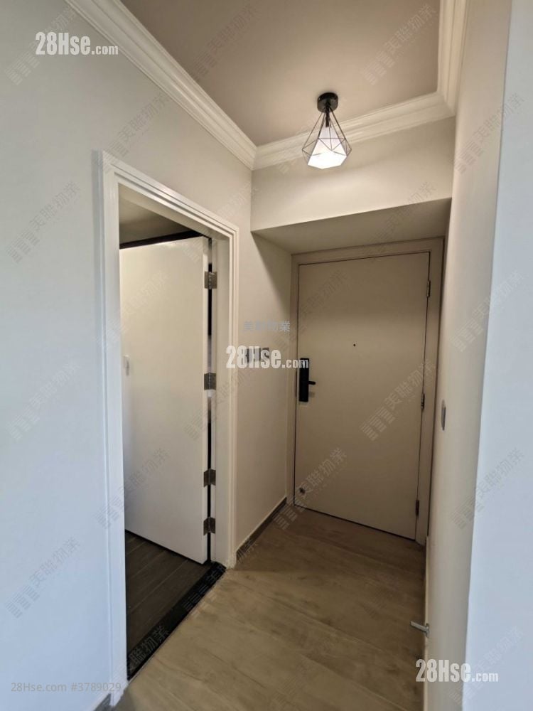 Yoho Town 售盘 3 房 , 1 浴室 516 平方尺