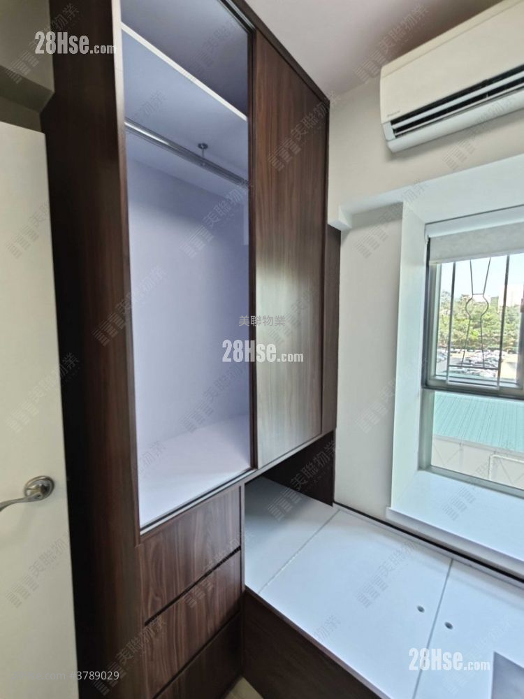 Yoho Town 售盘 3 房 , 1 浴室 516 平方尺