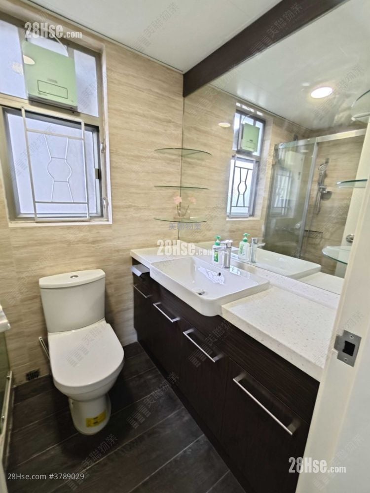 Yoho Town 售盘 3 房 , 1 浴室 516 平方尺