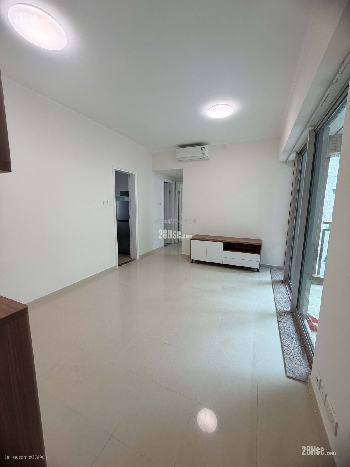 Princeton Tower Rental 489 ft²