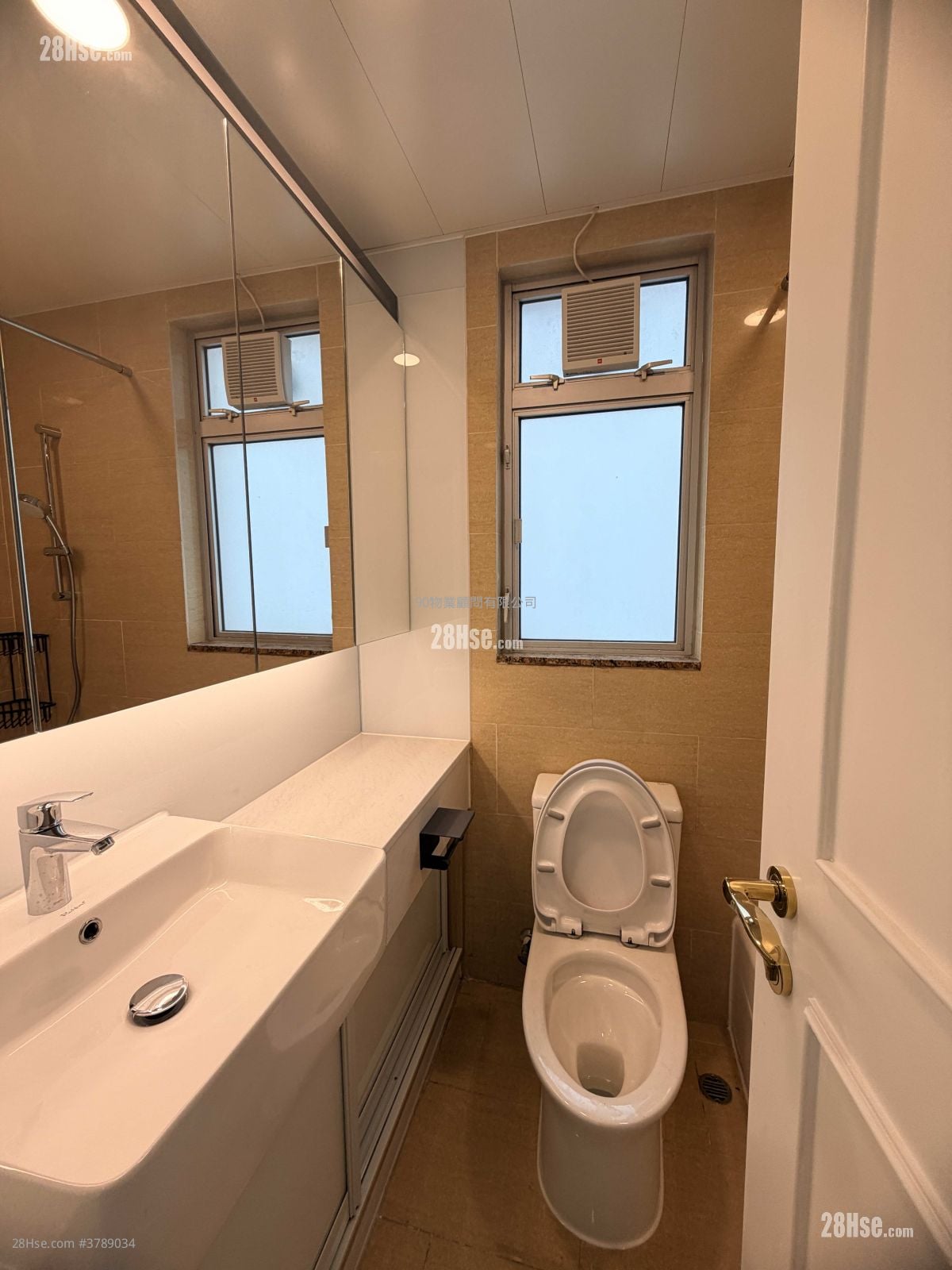 Princeton Tower Rental 489 ft²