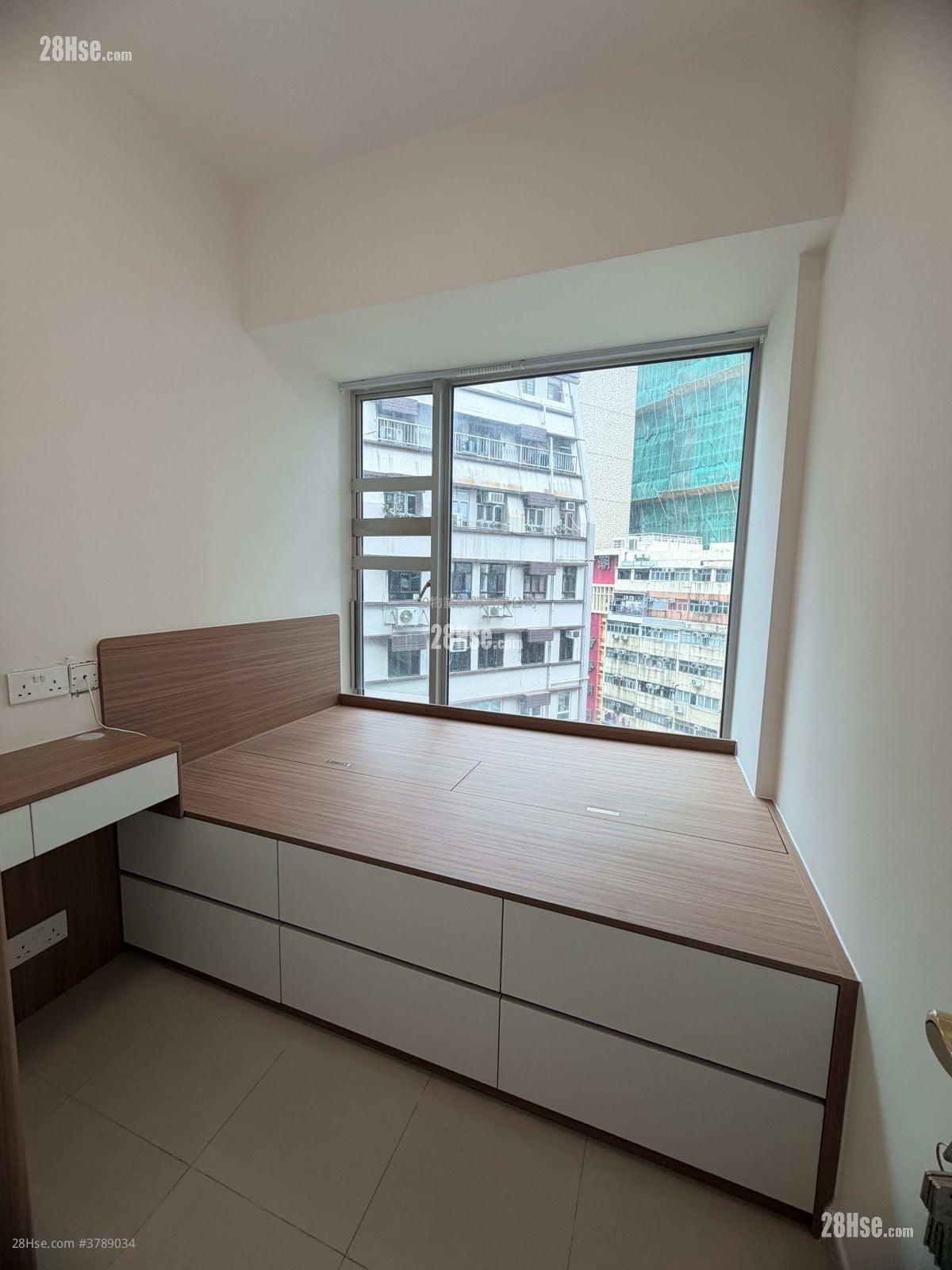 Princeton Tower Rental 489 ft²