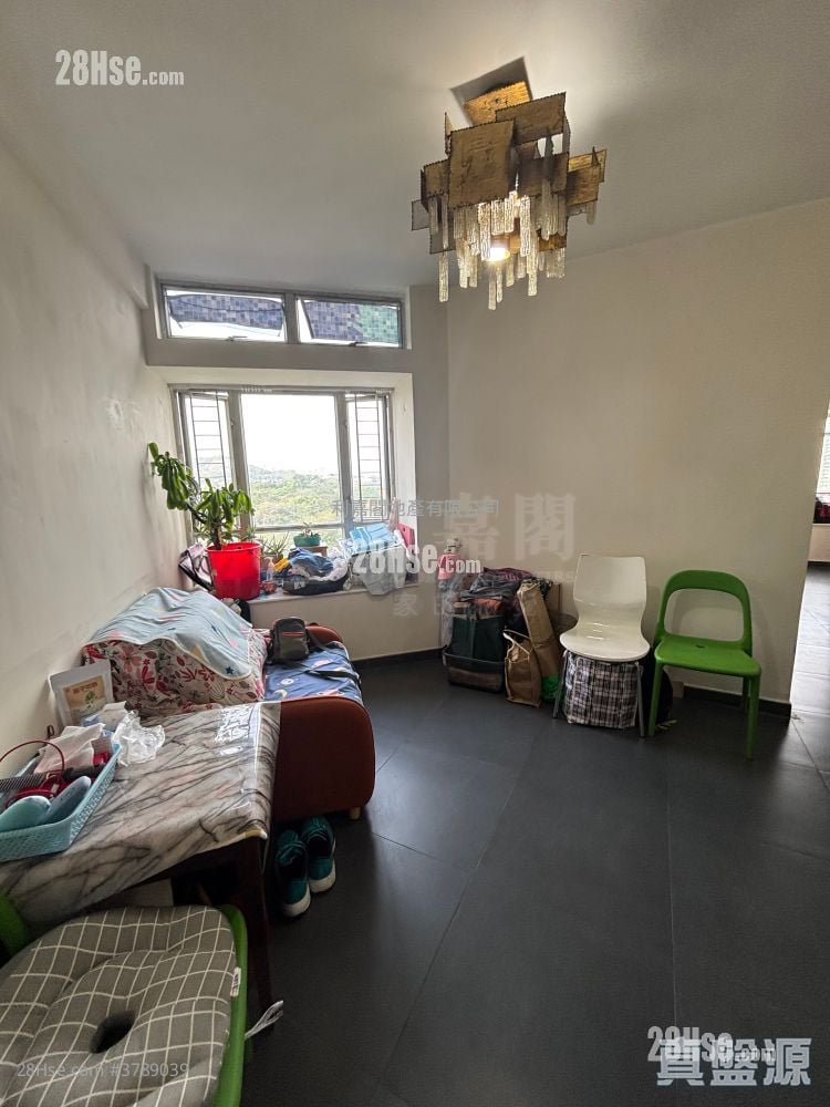 Kingswood Villas Sell 2 Bedrooms , 1 Bathroom 448 ft²