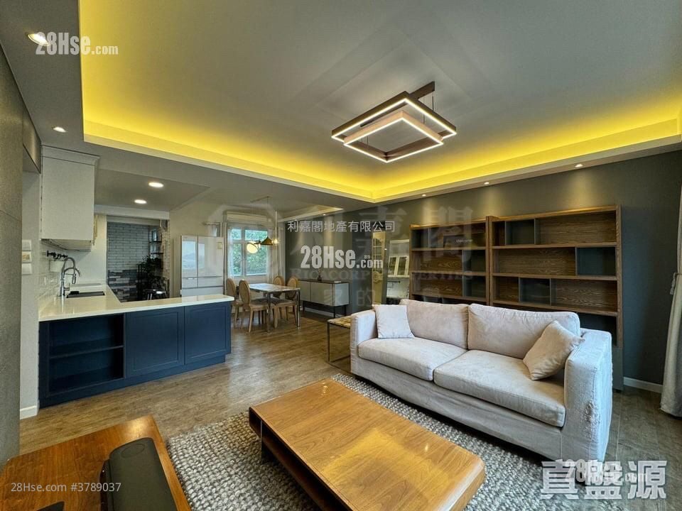 雅景台 售盘 3 房 , 2 浴室 1,035 平方尺