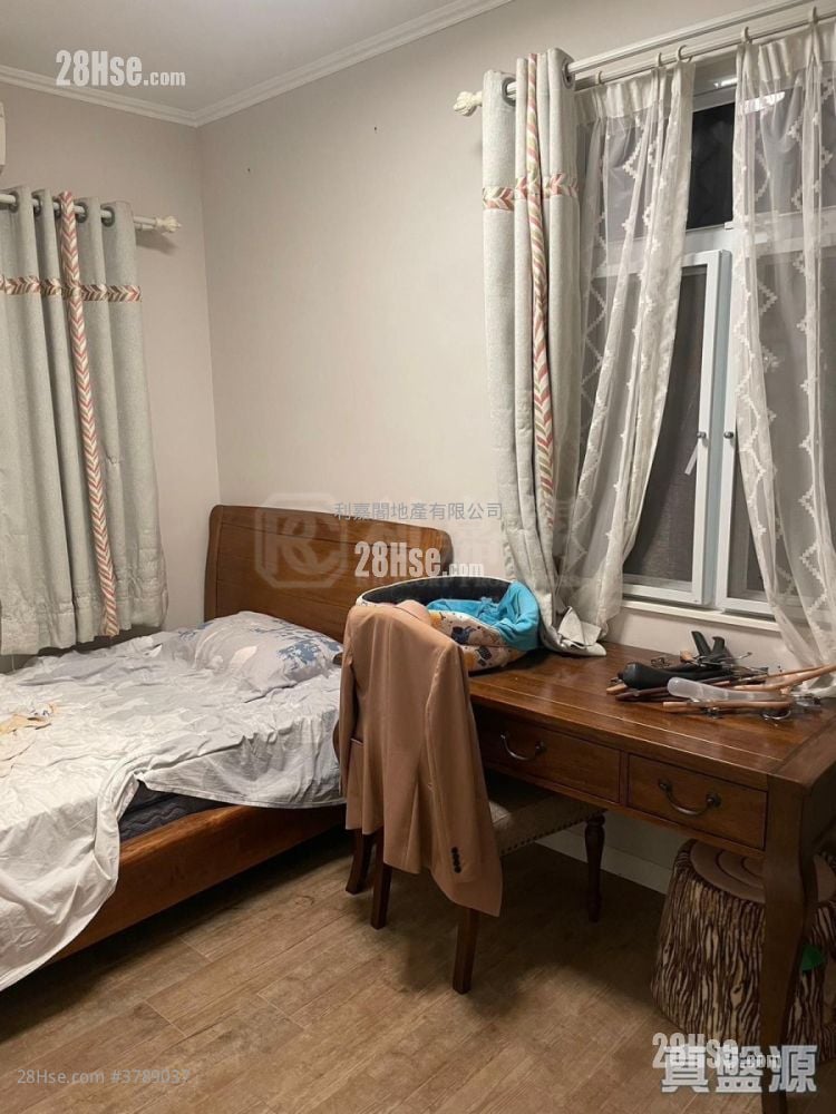 雅景台 售盘 3 房 , 2 浴室 1,035 平方尺