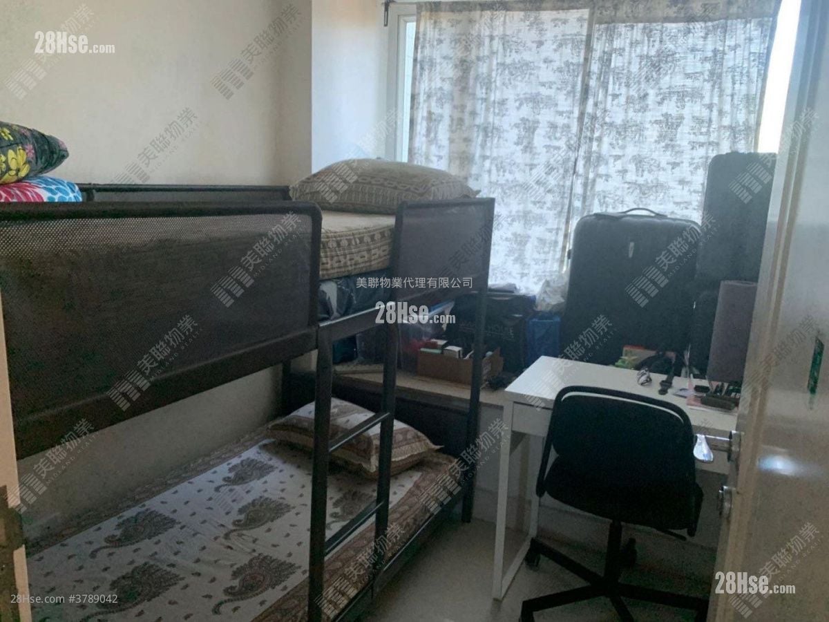 Le Prime Of Le Prestige Sell 4 Bedrooms , 2 Bathrooms 733 ft²