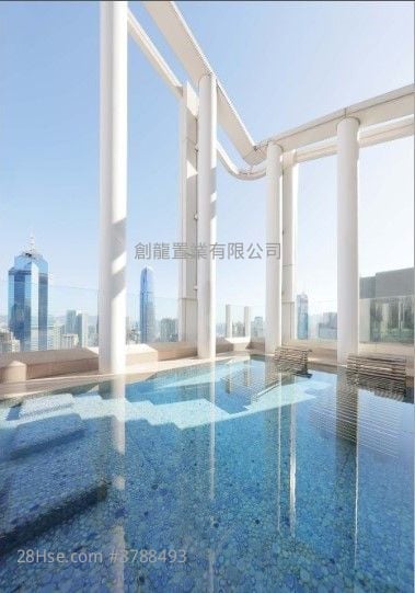 Upper Central Rental Studio , 1 Bathroom 194 ft²