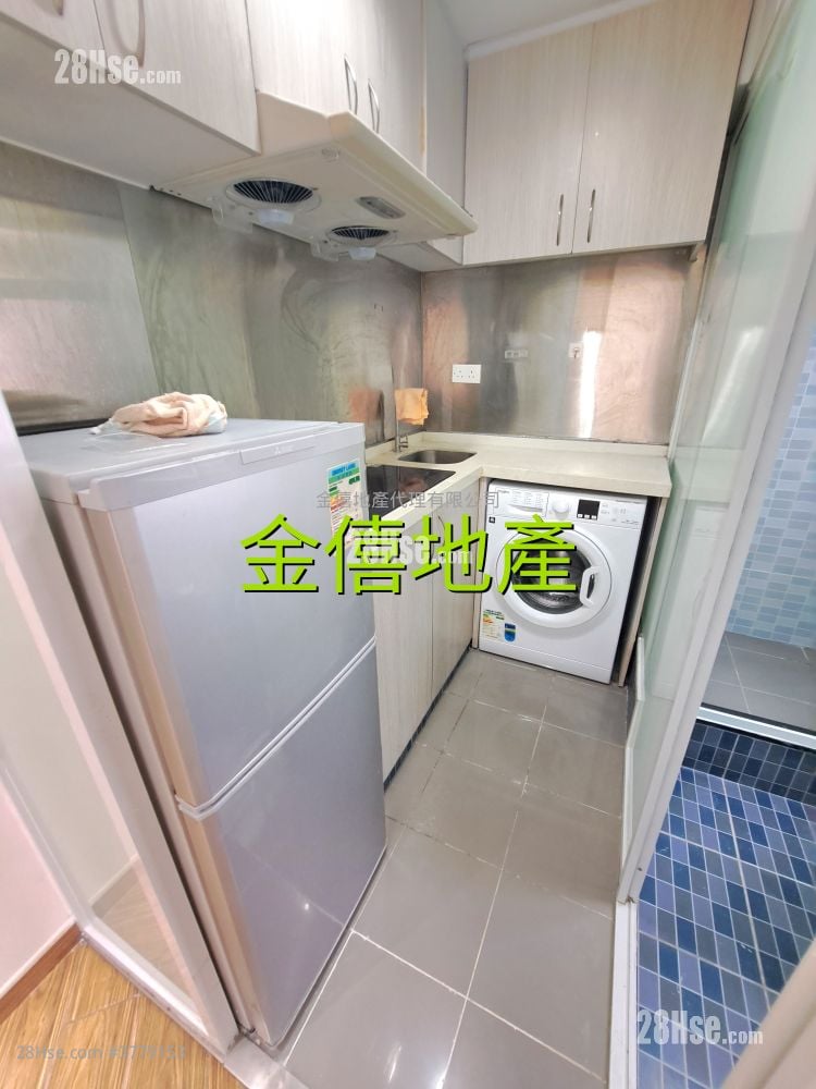 Pat Chun Mansion Sell 2 Bedrooms , 1 Bathroom 246 ft²