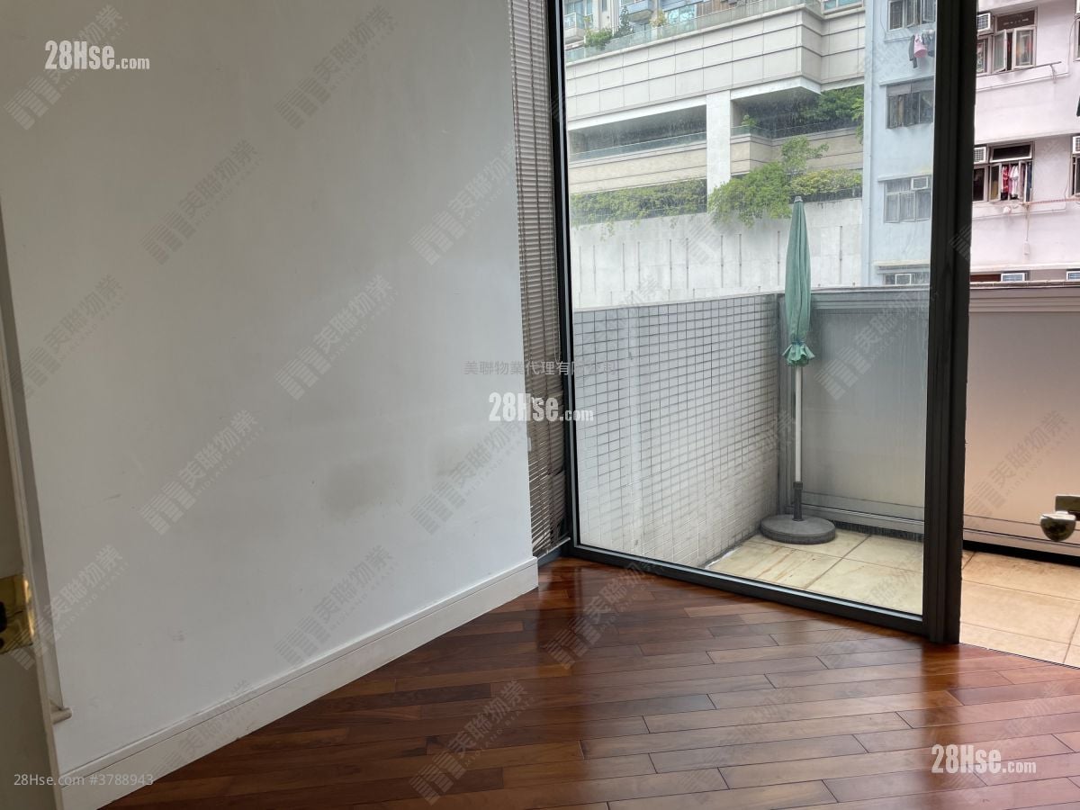 Maison Rose Sell 1 Bedroom 272 ft²