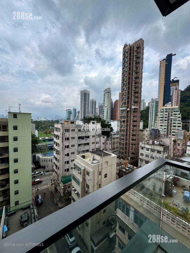 The Warren Sell 2 Bedrooms , 2 Bathrooms 610 ft²