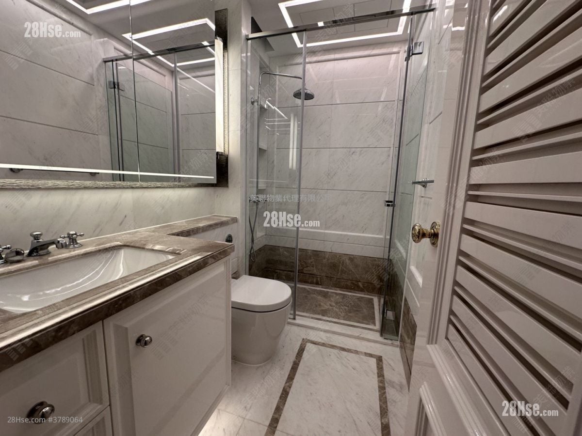 St. George's Mansions 租盘 3 房 , 3 浴室 1,868 平方尺