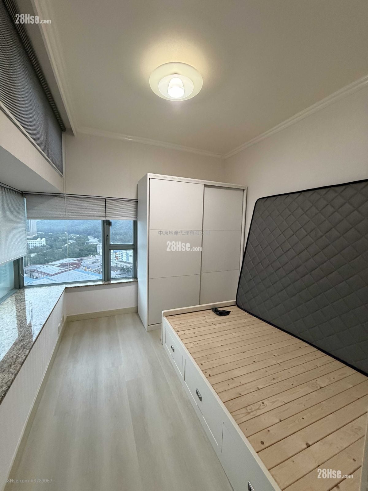 东堤湾畔 租盘 544 平方尺