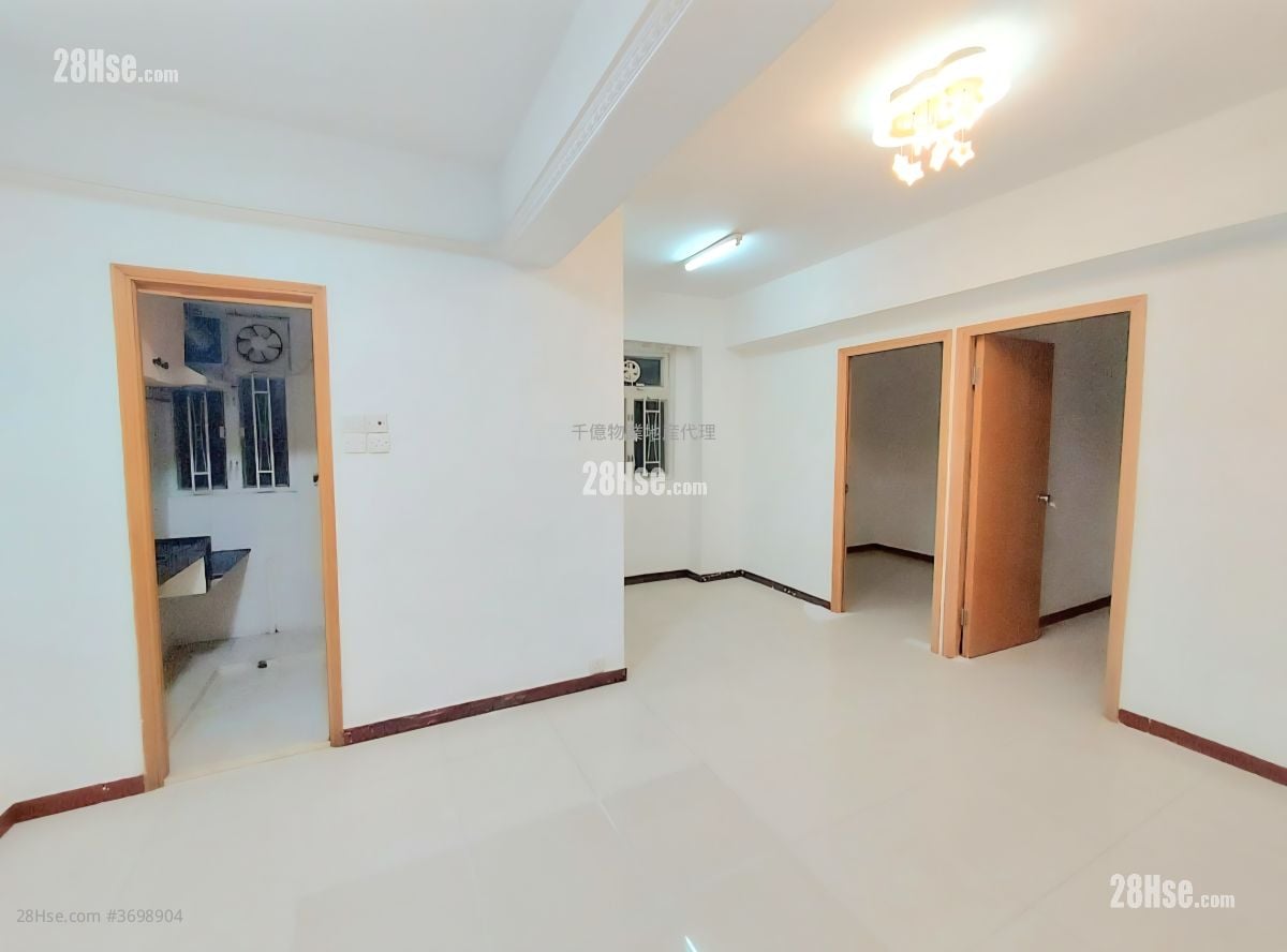 Diamond Building Sell 2 Bedrooms 345 ft²