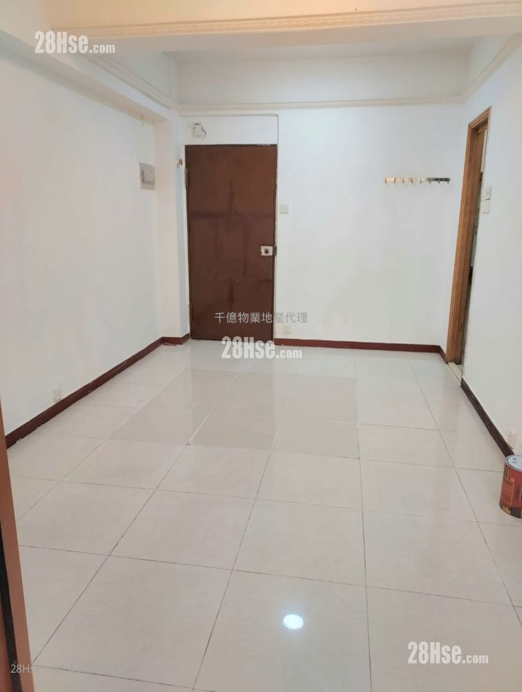 Diamond Building Sell 2 Bedrooms 345 ft²