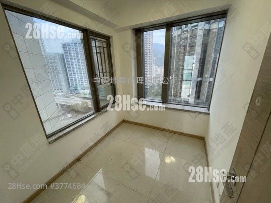 Ocean Pride Sell 3 Bedrooms , 2 Bathrooms 754 ft²