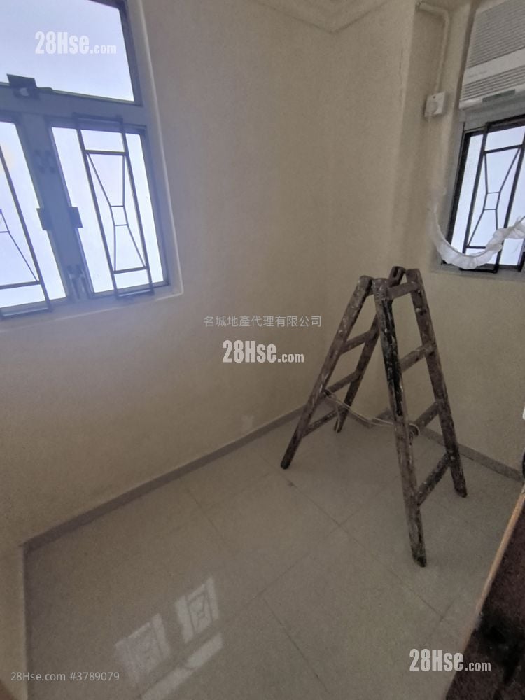 瑞景大厦 租盘 1 浴室 330 平方尺