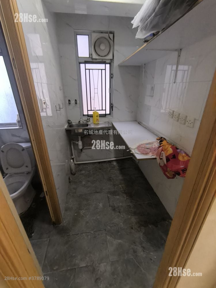 瑞景大厦 租盘 1 浴室 330 平方尺