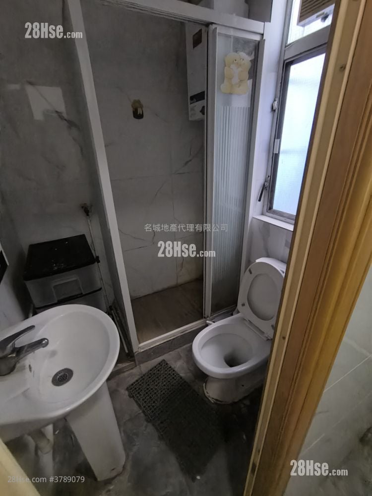 瑞景大厦 租盘 1 浴室 330 平方尺