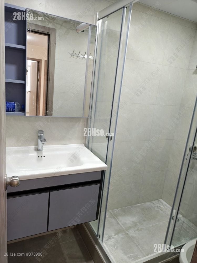 Siu Hei Court Sell 2 Bedrooms 415 ft²