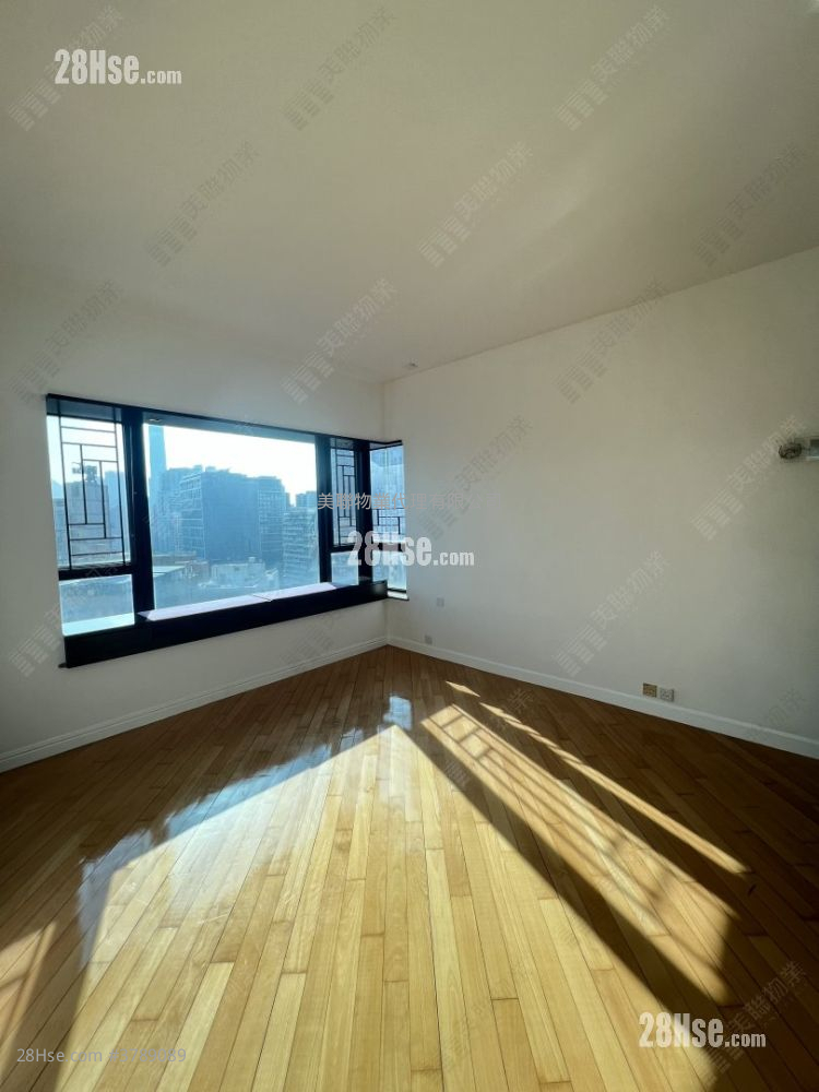 No.1 Ho Man Tin Hill Sell 4 Bedrooms , 2 Bathrooms 1,298 ft²