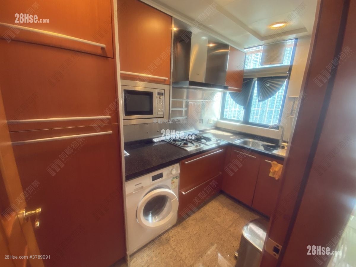 The Arch Rental 1 Bedroom , 1 Bathroom 420 ft²