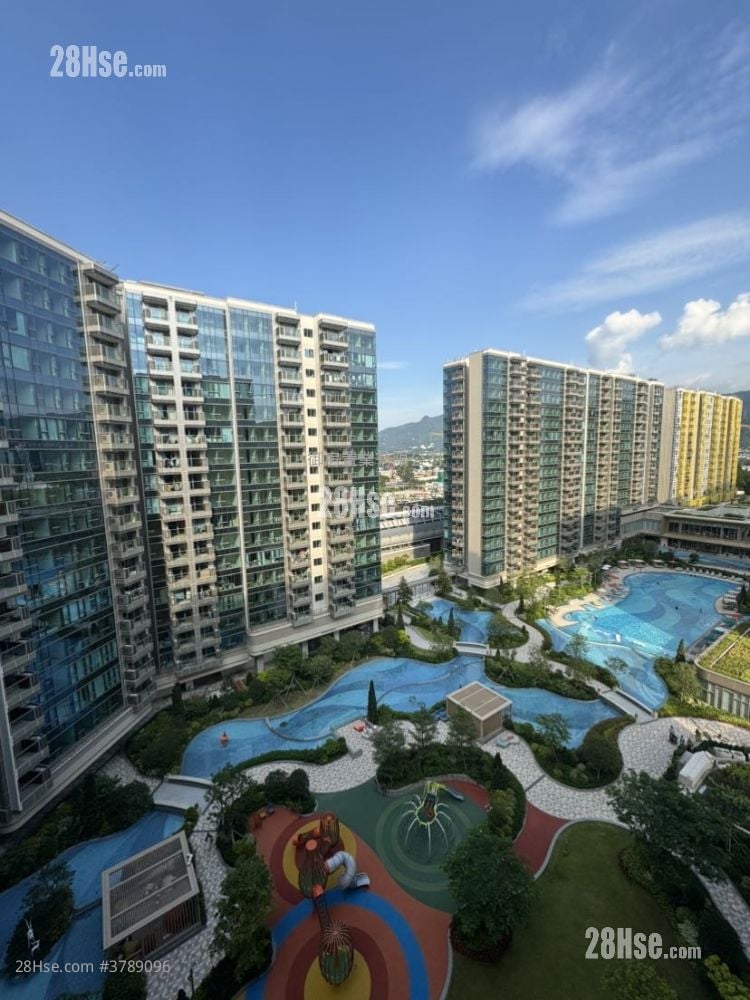 Grand Mayfair  Rental 462 ft²