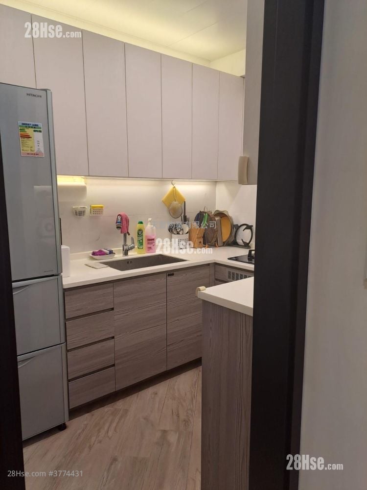 Fook Sing Mansion Sell 1 Bedroom , 1 Bathroom 369 ft²