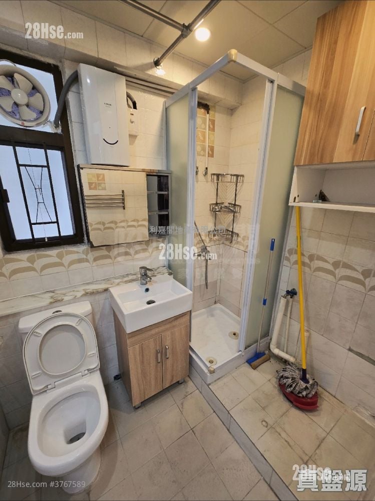 富泽花园 售盘 3 房 , 2 浴室 652 平方尺