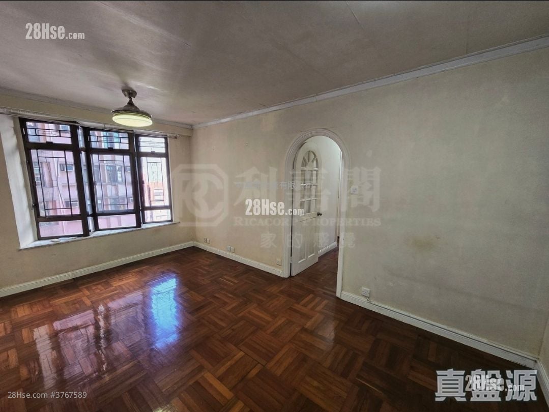 富泽花园 售盘 3 房 , 2 浴室 652 平方尺