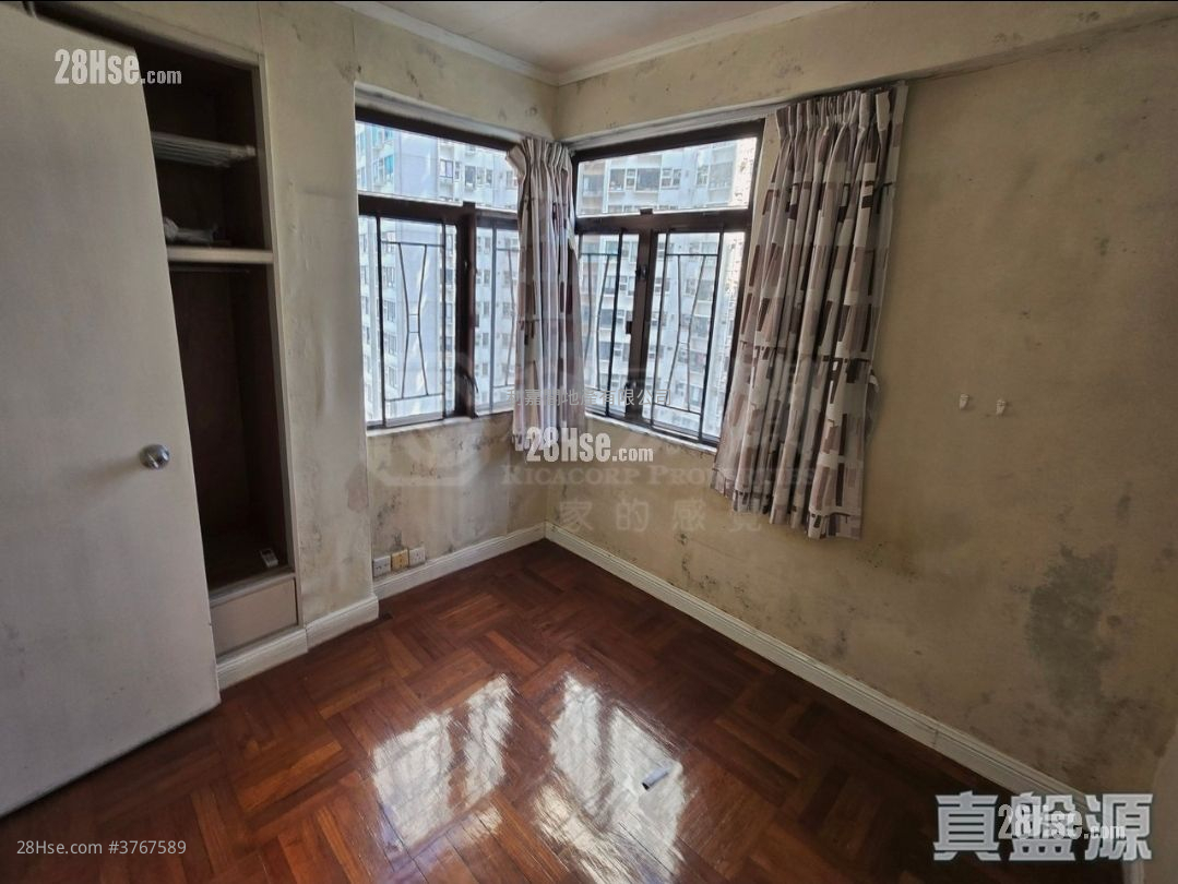 富泽花园 售盘 3 房 , 2 浴室 652 平方尺