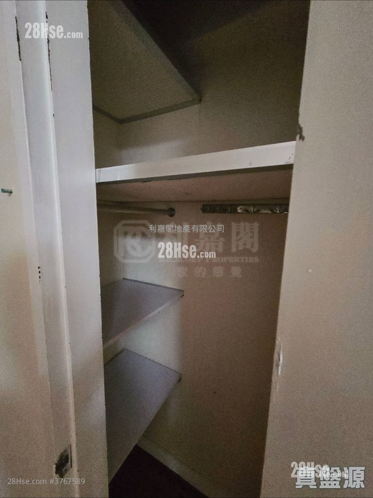 富泽花园 售盘 3 房 , 2 浴室 652 平方尺